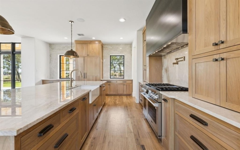 200 Dan Russell Bend, Weatherford, TX 76087, 4 Bedrooms Bedrooms, ,5 BathroomsBathrooms,Residential,For Sale,200 Dan Russell Bend,0,21096831