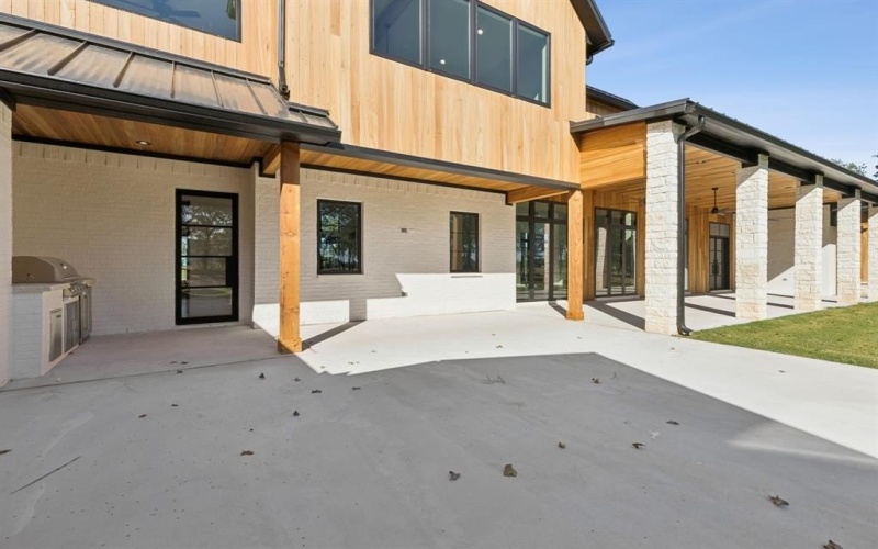 200 Dan Russell Bend, Weatherford, TX 76087, 4 Bedrooms Bedrooms, ,5 BathroomsBathrooms,Residential,For Sale,200 Dan Russell Bend,0,21096831