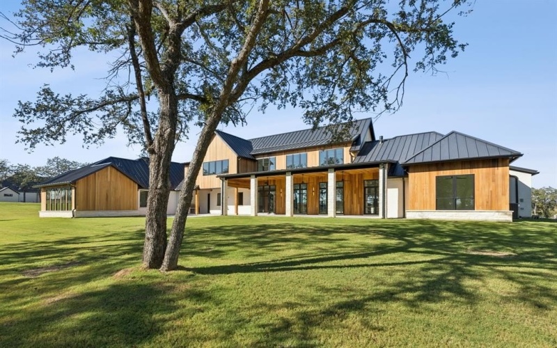 200 Dan Russell Bend, Weatherford, TX 76087, 4 Bedrooms Bedrooms, ,5 BathroomsBathrooms,Residential,For Sale,200 Dan Russell Bend,0,21096831