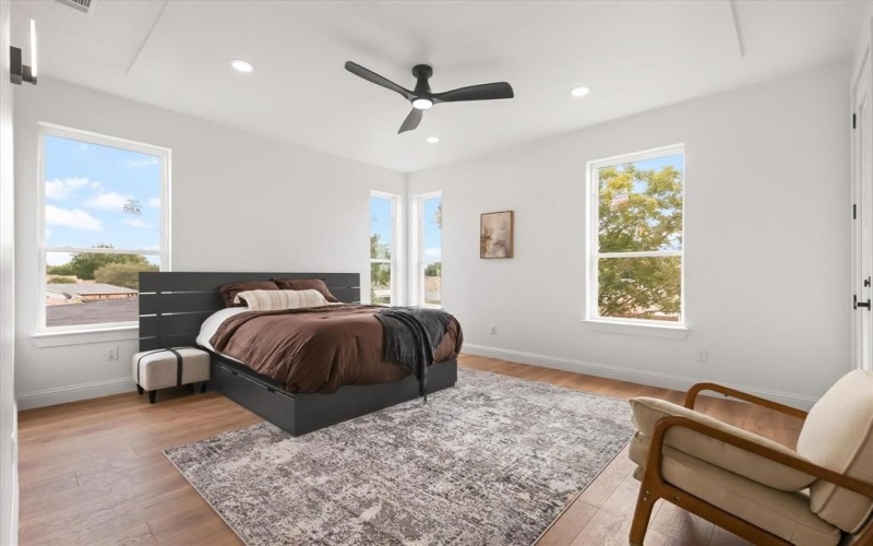 5204 Gibson Drive, The Colony, TX 75056, 4 Habitaciones Habitaciones , ,5 BañosBaños,Residential,En Venta,5204 Gibson Drive,0,21096905