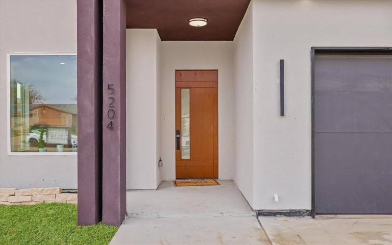 5204 Gibson Drive, The Colony, TX 75056, 4 Habitaciones Habitaciones , ,5 BañosBaños,Residential,En Venta,5204 Gibson Drive,0,21096905