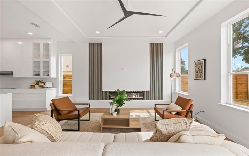 5204 Gibson Drive, The Colony, TX 75056, 4 Habitaciones Habitaciones , ,5 BañosBaños,Residential,En Venta,5204 Gibson Drive,0,21096905