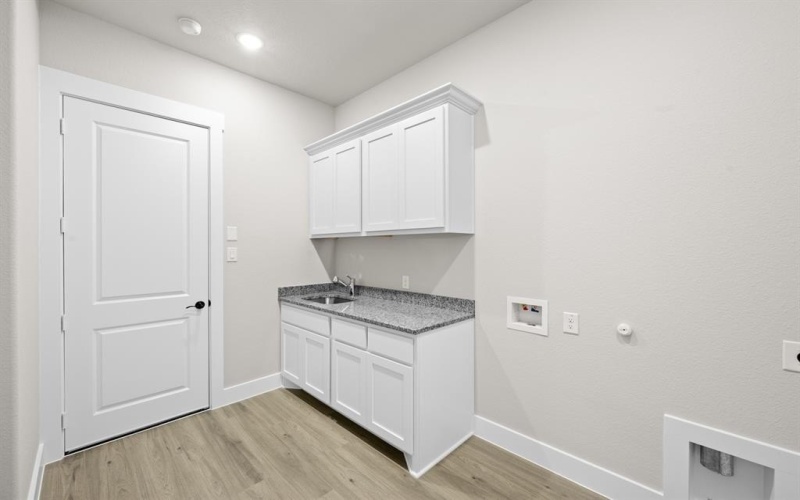 217 Raveena Boulevard, Justin, TX 76247, 2 Habitaciones Habitaciones , ,2 BañosBaños,Residential,En Venta,217 Raveena Boulevard,0,21096969