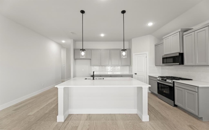 2352 Bell Way, Forney, TX 75126, 4 Habitaciones Habitaciones , ,2 BañosBaños,Residential,En Venta,2352 Bell Way,0,21096987