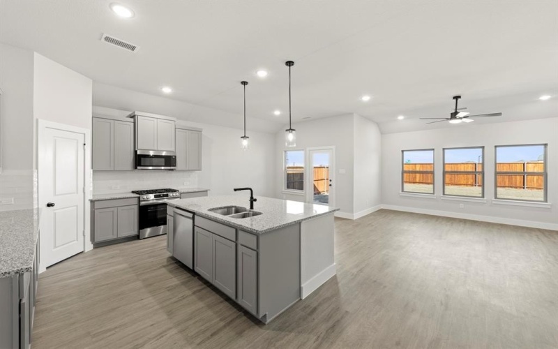 2360 Bell Way, Forney, TX 75126, 4 Habitaciones Habitaciones , ,2 BañosBaños,Residential,En Venta,2360 Bell Way,0,21097022