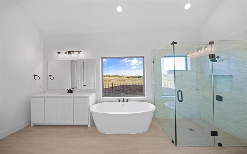 3206 Bexar Street, Rockwall, TX 75032, 4 Bedrooms Bedrooms, ,3 BathroomsBathrooms,Residential,For Sale,3206 Bexar Street,0,21097121