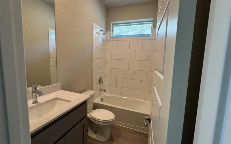 15072 GREEN BLUFF Drive, Fort Worth, TX 76008, 4 Bedrooms Bedrooms, ,2 BathroomsBathrooms,Residential,For Sale,15072 GREEN BLUFF Drive,0,21097307