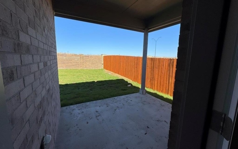 15072 GREEN BLUFF Drive, Fort Worth, TX 76008, 4 Bedrooms Bedrooms, ,2 BathroomsBathrooms,Residential,For Sale,15072 GREEN BLUFF Drive,0,21097307