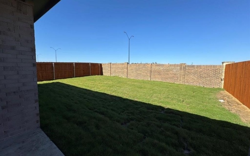 15072 GREEN BLUFF Drive, Fort Worth, TX 76008, 4 Bedrooms Bedrooms, ,2 BathroomsBathrooms,Residential,For Sale,15072 GREEN BLUFF Drive,0,21097307