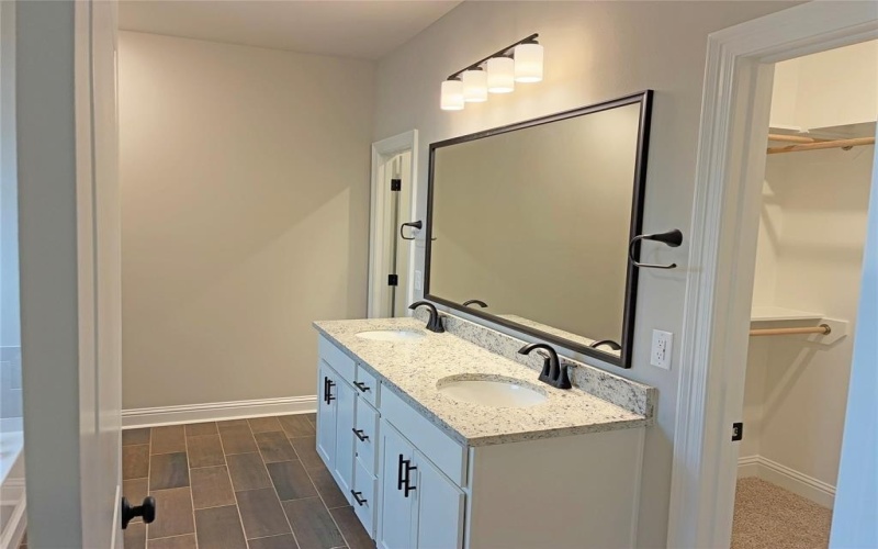 745 Crewe Lane, Bossier City, LA 71111, 4 Bedrooms Bedrooms, ,2 BathroomsBathrooms,Residential,For Sale,745 Crewe Lane,0,21097331