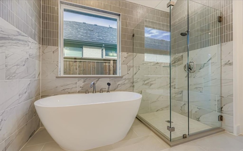 1817 Flowerfield Lane, Mansfield, TX 76063, 4 Bedrooms Bedrooms, ,2 BathroomsBathrooms,Residential,For Sale,1817 Flowerfield Lane,0,21097421