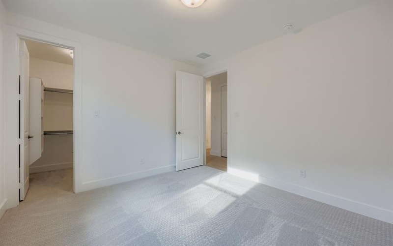 1817 Flowerfield Lane, Mansfield, TX 76063, 4 Bedrooms Bedrooms, ,2 BathroomsBathrooms,Residential,For Sale,1817 Flowerfield Lane,0,21097421