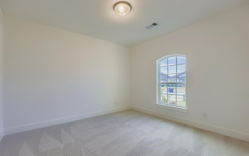 1817 Flowerfield Lane, Mansfield, TX 76063, 4 Bedrooms Bedrooms, ,2 BathroomsBathrooms,Residential,For Sale,1817 Flowerfield Lane,0,21097421