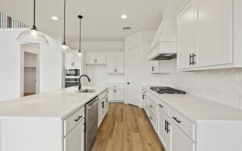 2904 Wallis Drive, Melissa, TX 75454, 5 Habitaciones Habitaciones , ,5 BañosBaños,Residential,En Venta,2904 Wallis Drive,0,21097469