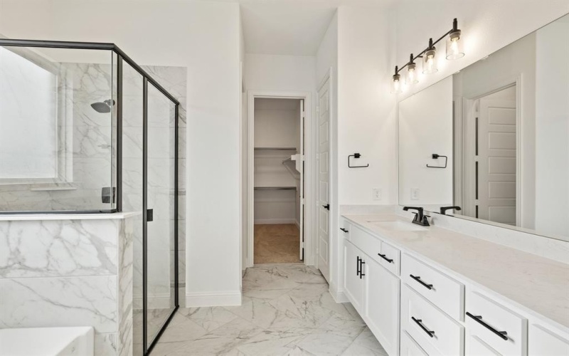 2904 Wallis Drive, Melissa, TX 75454, 5 Habitaciones Habitaciones , ,5 BañosBaños,Residential,En Venta,2904 Wallis Drive,0,21097469