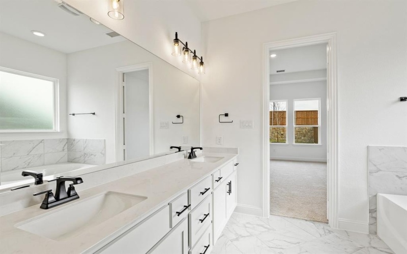 2904 Wallis Drive, Melissa, TX 75454, 5 Habitaciones Habitaciones , ,5 BañosBaños,Residential,En Venta,2904 Wallis Drive,0,21097469