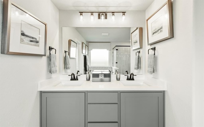 929 Eisley Drive, DeSoto, TX 75115, 4 Habitaciones Habitaciones , ,3 BañosBaños,Residential,En Venta,929 Eisley Drive,0,21097478