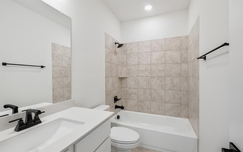 192 Pintail Lane, Rhome, TX 76078, 3 Habitaciones Habitaciones , ,2 BañosBaños,Residential,En Venta,192 Pintail Lane,0,21097490