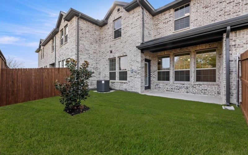 655 Sandiford Court, Mansfield, TX 76063, 3 Habitaciones Habitaciones , ,2 BañosBaños,Residential,En Venta,655 Sandiford Court,0,21097570