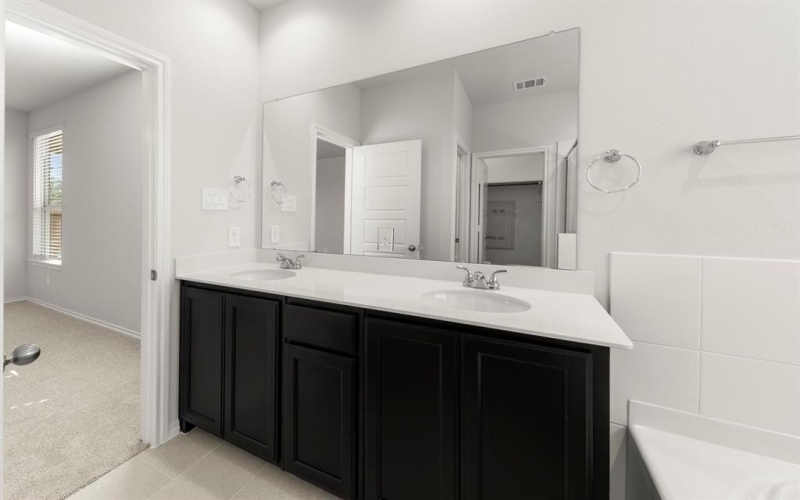 1713 Meadow Crest Drive, Aubrey, TX 76227, 3 Habitaciones Habitaciones , ,2 BañosBaños,Residential,En Venta,1713 Meadow Crest Drive,0,21097572