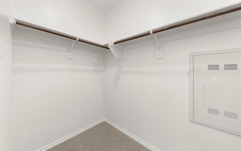 1713 Meadow Crest Drive, Aubrey, TX 76227, 3 Habitaciones Habitaciones , ,2 BañosBaños,Residential,En Venta,1713 Meadow Crest Drive,0,21097572