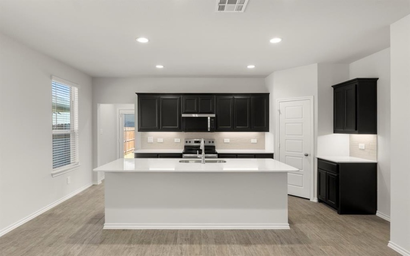 1713 Meadow Crest Drive, Aubrey, TX 76227, 3 Habitaciones Habitaciones , ,2 BañosBaños,Residential,En Venta,1713 Meadow Crest Drive,0,21097572