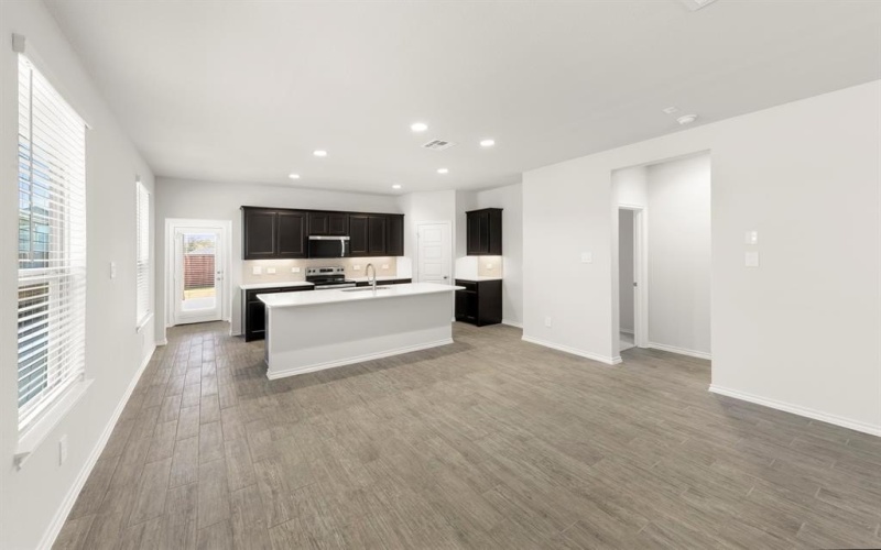 1713 Meadow Crest Drive, Aubrey, TX 76227, 3 Habitaciones Habitaciones , ,2 BañosBaños,Residential,En Venta,1713 Meadow Crest Drive,0,21097572