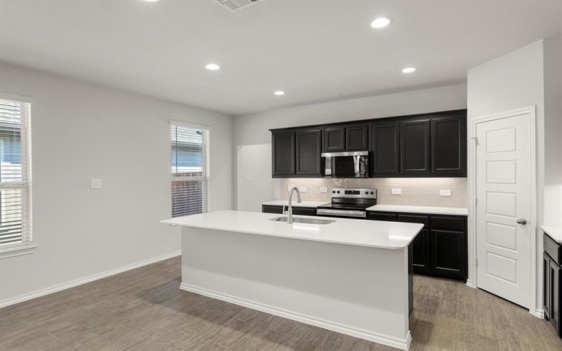 1713 Meadow Crest Drive, Aubrey, TX 76227, 3 Habitaciones Habitaciones , ,2 BañosBaños,Residential,En Venta,1713 Meadow Crest Drive,0,21097572