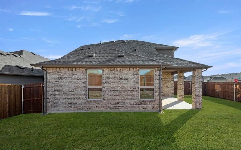 1700 Edgeway Drive, Aubrey, TX 76227, 3 Bedrooms Bedrooms, ,2 BathroomsBathrooms,Residential,For Sale,1700 Edgeway Drive,0,21097583