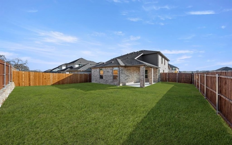 1700 Edgeway Drive, Aubrey, TX 76227, 3 Bedrooms Bedrooms, ,2 BathroomsBathrooms,Residential,For Sale,1700 Edgeway Drive,0,21097583