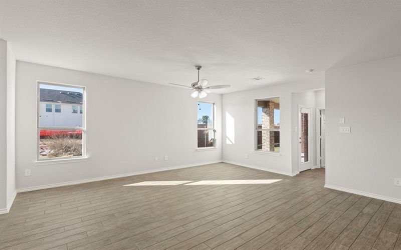 1700 Edgeway Drive, Aubrey, TX 76227, 3 Bedrooms Bedrooms, ,2 BathroomsBathrooms,Residential,For Sale,1700 Edgeway Drive,0,21097583