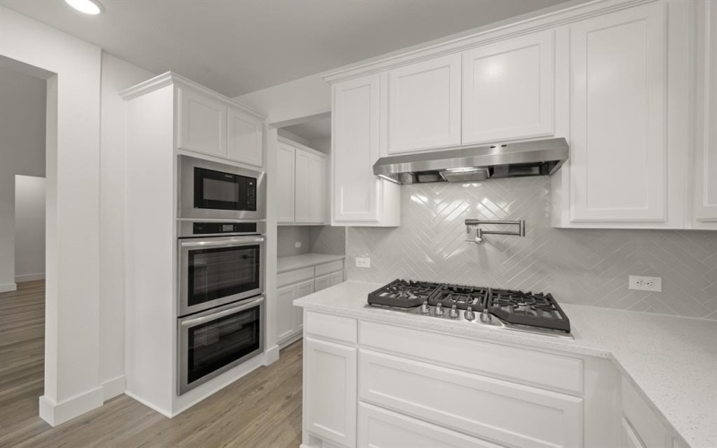 707 Majestic Oak Lane, Waxahachie, TX 75165, 5 Habitaciones Habitaciones , ,3 BañosBaños,Residential,En Venta,707 Majestic Oak Lane,0,21097594