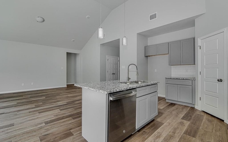 432 Wilshire Avenue, Azle, TX 76020, 4 Habitaciones Habitaciones , ,2 BañosBaños,Residential,En Venta,432 Wilshire Avenue,0,21097611