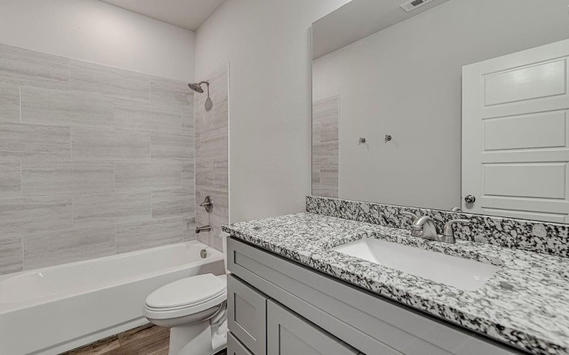 432 Wilshire Avenue, Azle, TX 76020, 4 Habitaciones Habitaciones , ,2 BañosBaños,Residential,En Venta,432 Wilshire Avenue,0,21097611