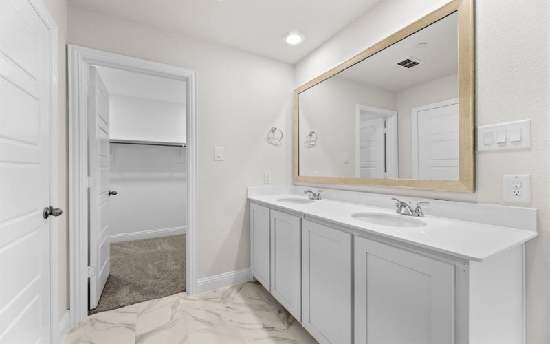 1963 Gentle Oak Trail, Corinth, TX 76210, 4 Habitaciones Habitaciones , ,3 BañosBaños,Residential,En Venta,1963 Gentle Oak Trail,0,21097648