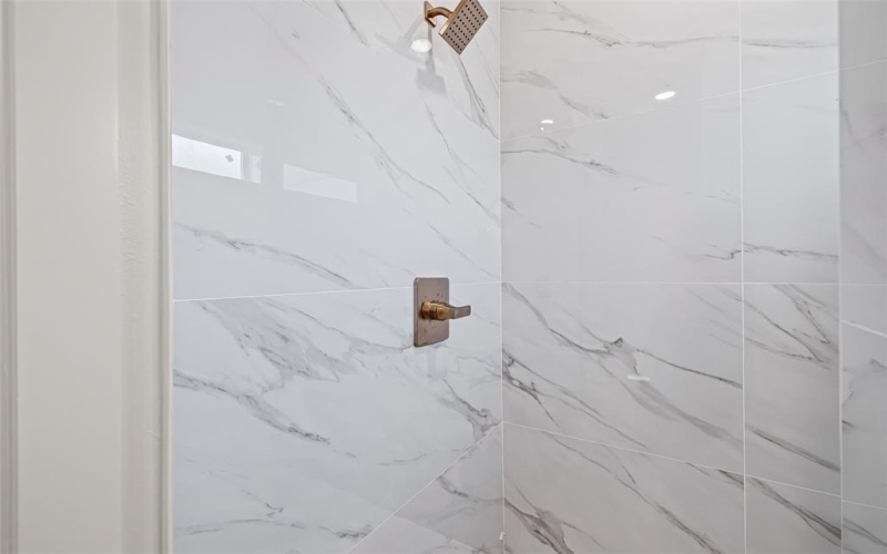 921 Thicket Trail, Granbury, TX 76048, 3 Bedrooms Bedrooms, ,2 BathroomsBathrooms,Residential,For Sale,921 Thicket Trail,0,21097764