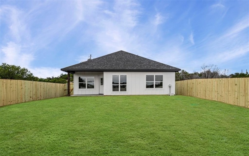 921 Thicket Trail, Granbury, TX 76048, 3 Bedrooms Bedrooms, ,2 BathroomsBathrooms,Residential,For Sale,921 Thicket Trail,0,21097764