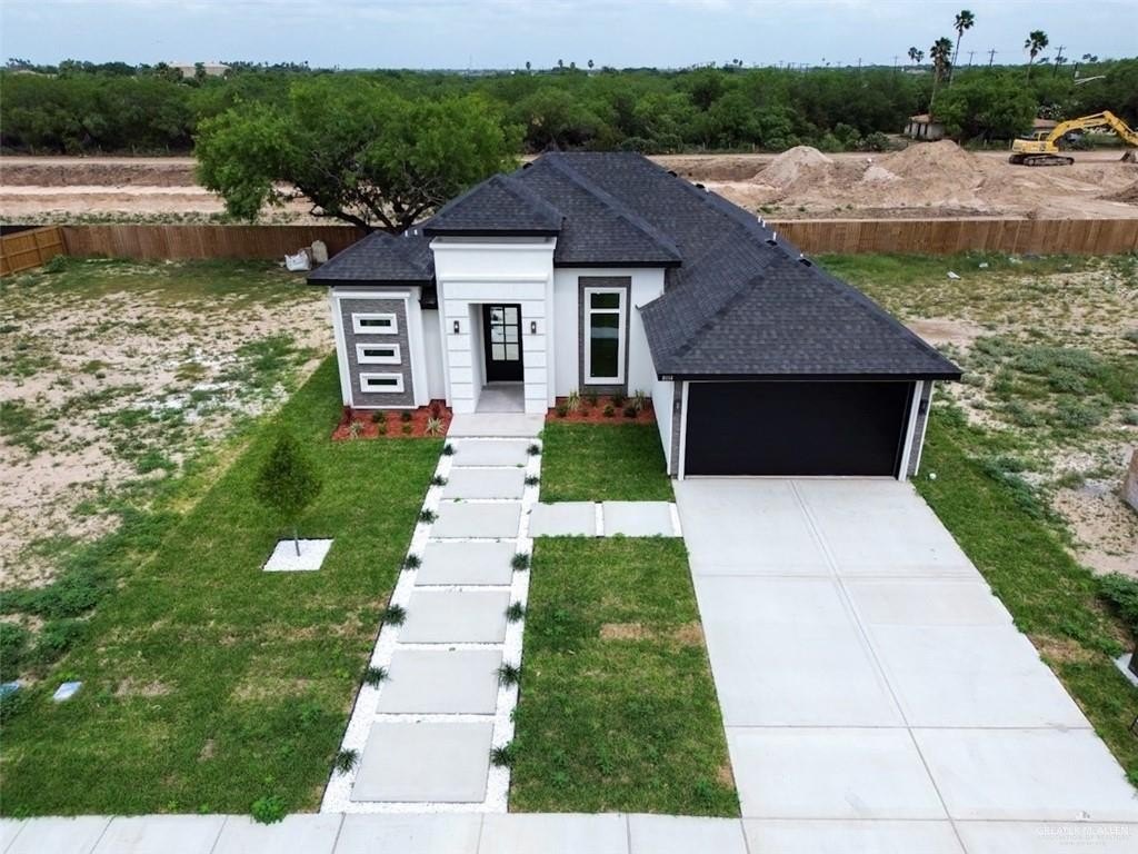 8014 N 48th Avenue, McAllen, TX 78504, 3 Habitaciones Habitaciones , ,2 BañosBaños,Residential,En Venta,8014 N 48th Avenue,469926
