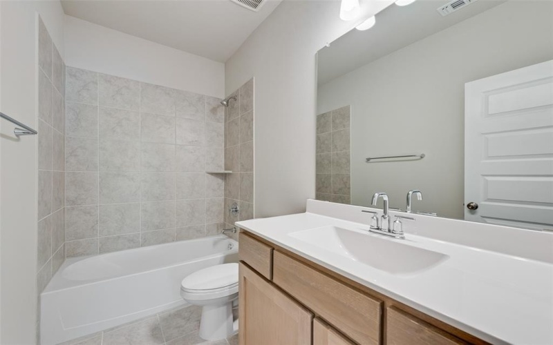 3302 MONARCH PASS Drive, Arlington, TX 76005, 4 Bedrooms Bedrooms, ,3 BathroomsBathrooms,Residential,For Sale,3302 MONARCH PASS Drive,0,21096158