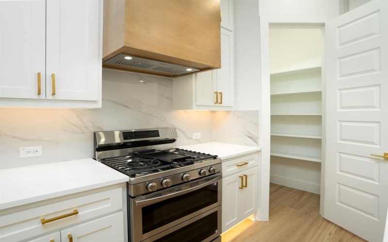 5849 Millar Drive, Dallas, TX 75236, 4 Bedrooms Bedrooms, ,3 BathroomsBathrooms,Residential,For Sale,5849 Millar Drive,0,21096364