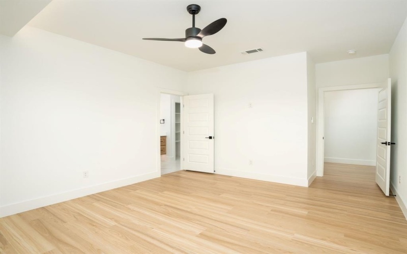 5851 Millar Drive, Dallas, TX 75236, 4 Bedrooms Bedrooms, ,3 BathroomsBathrooms,Residential,For Sale,5851 Millar Drive,0,21096457