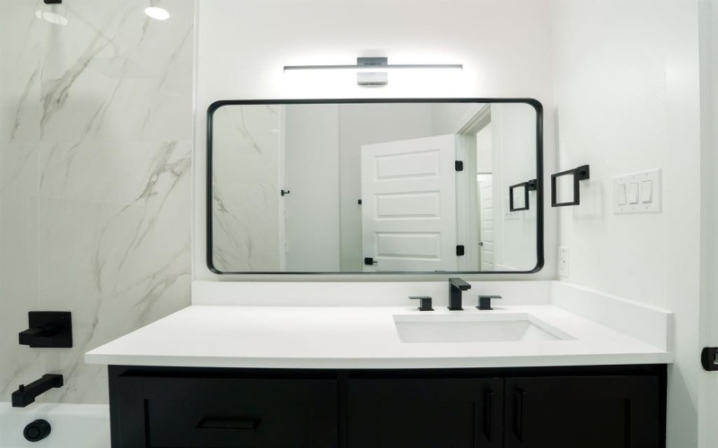 5851 Millar Drive, Dallas, TX 75236, 4 Bedrooms Bedrooms, ,3 BathroomsBathrooms,Residential,For Sale,5851 Millar Drive,0,21096457