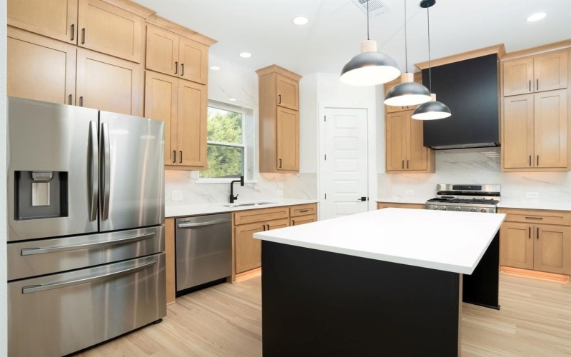 5851 Millar Drive, Dallas, TX 75236, 4 Bedrooms Bedrooms, ,3 BathroomsBathrooms,Residential,For Sale,5851 Millar Drive,0,21096457