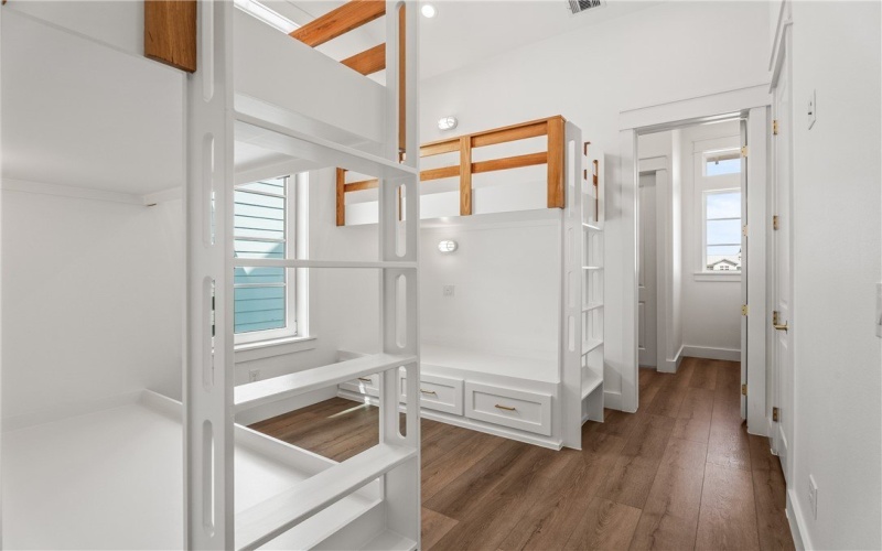 120 Lotus Lane, Port Aransas, TX 78373, 4 Habitaciones Habitaciones , ,5 BañosBaños,Residential,En Venta,120 Lotus Lane,0,466983