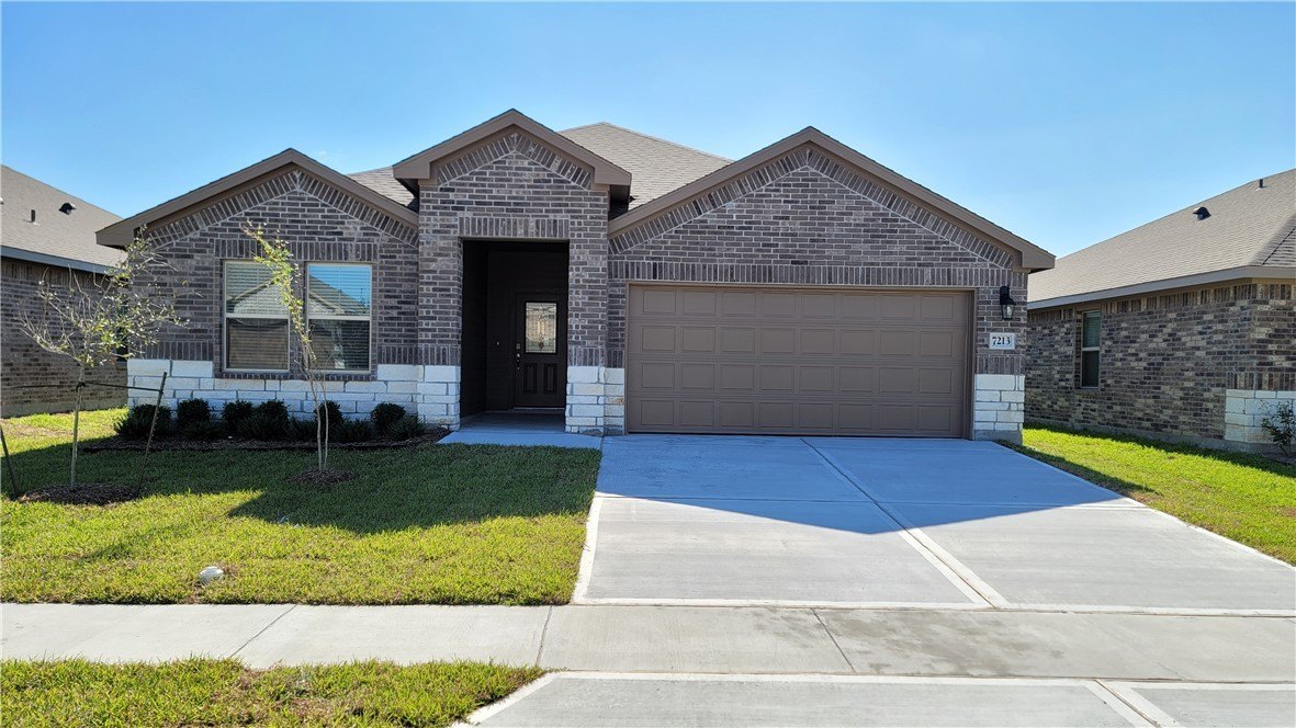 7213 Cattlemen Drive, Corpus Christi, TX 78414, 4 Bedrooms Bedrooms, ,2 BathroomsBathrooms,Residential,For Sale,7213 Cattlemen Drive,0,467004