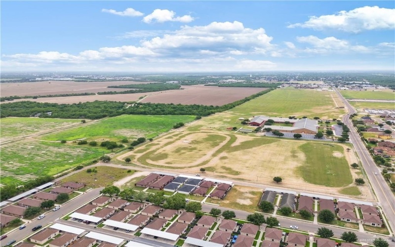 1204 Cornerstone Loop, Rio Grande City, TX 78582, ,Residential Multi Family,En Venta,1204 Cornerstone Loop,469932