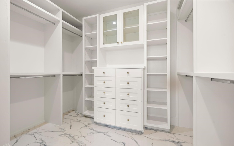 701 Hi Cir, Horseshoe Bay, TX 78657, 4 Bedrooms Bedrooms, ,5 BathroomsBathrooms,Residential,For Sale,701 Hi Cir,0,175508