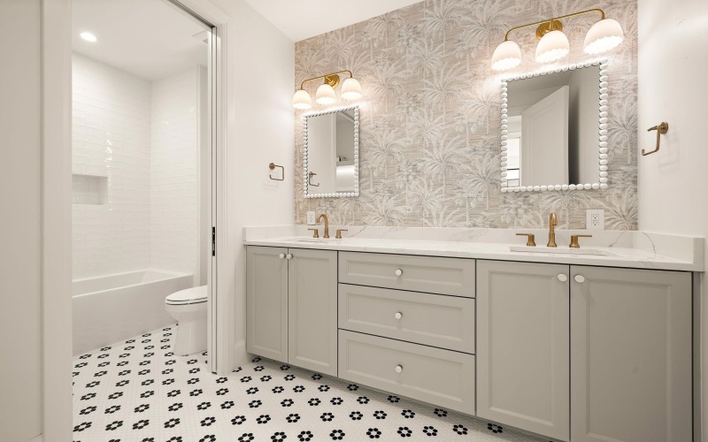 701 Hi Cir, Horseshoe Bay, TX 78657, 4 Bedrooms Bedrooms, ,5 BathroomsBathrooms,Residential,For Sale,701 Hi Cir,0,175508