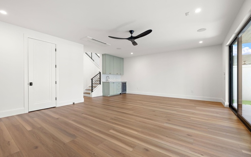 701 Hi Cir, Horseshoe Bay, TX 78657, 4 Bedrooms Bedrooms, ,5 BathroomsBathrooms,Residential,For Sale,701 Hi Cir,0,175508