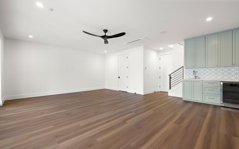 701 Hi Cir, Horseshoe Bay, TX 78657, 4 Bedrooms Bedrooms, ,5 BathroomsBathrooms,Residential,For Sale,701 Hi Cir,0,175508